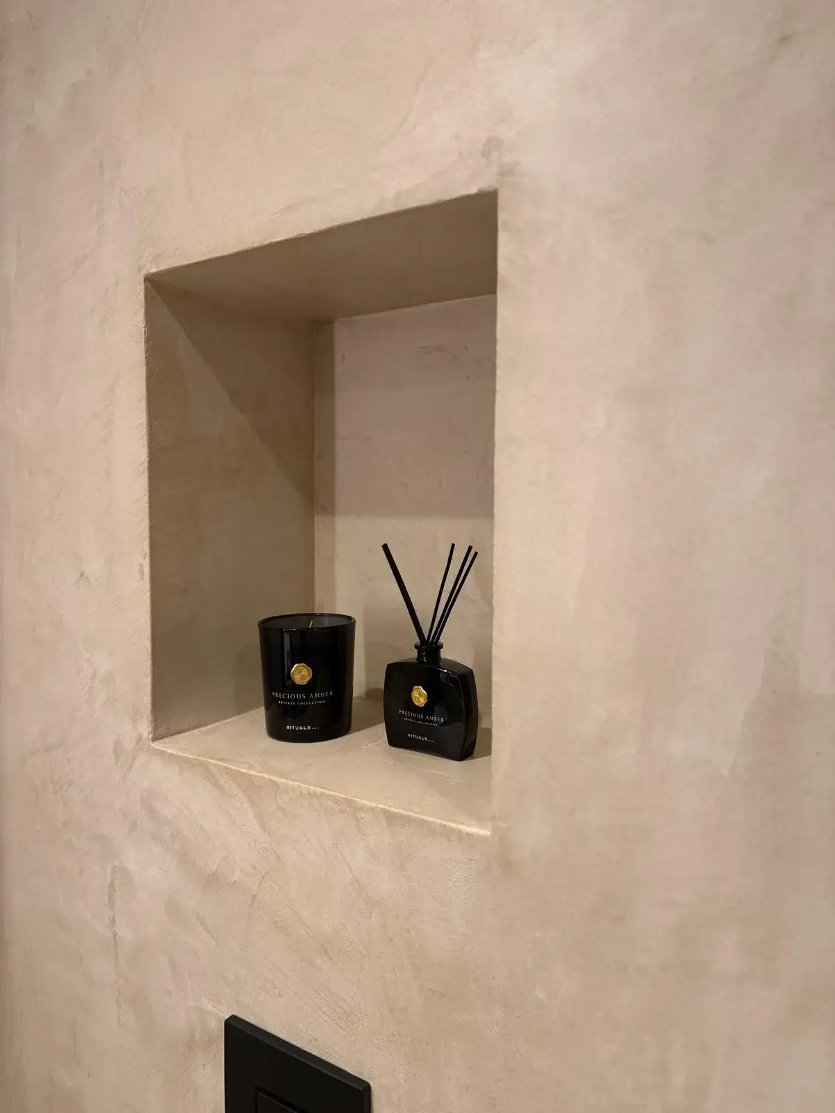 Badkamer · detail — IJsselmuiden – Beton Ciré Nis in IJsselmuiden