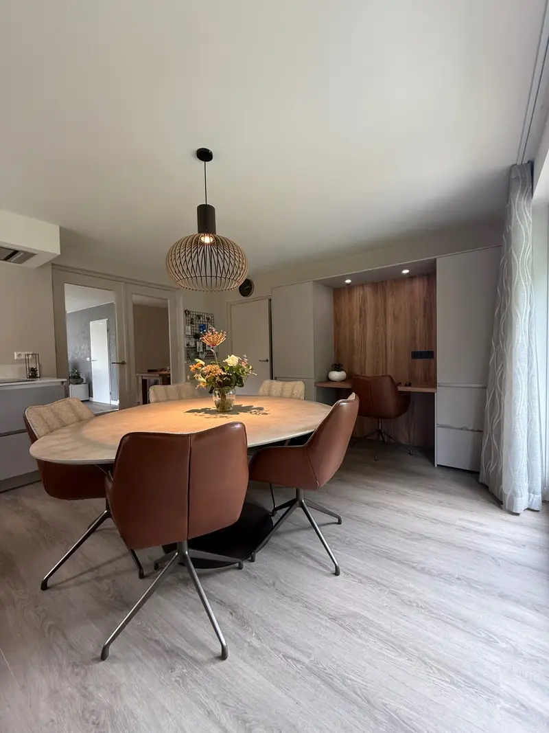 Interieurafwerking Nieuwleusen — Metallic Wand & Stucwerk — Nieuwleusen