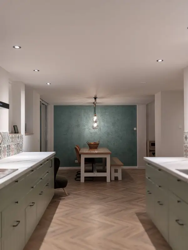 Beton ciré accentwand keuken Ommen — STARTSTUC project