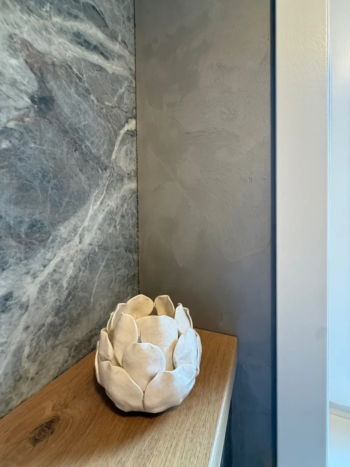 Toilet · detail — Meppel – Hoekdetail met Styling in Meppel